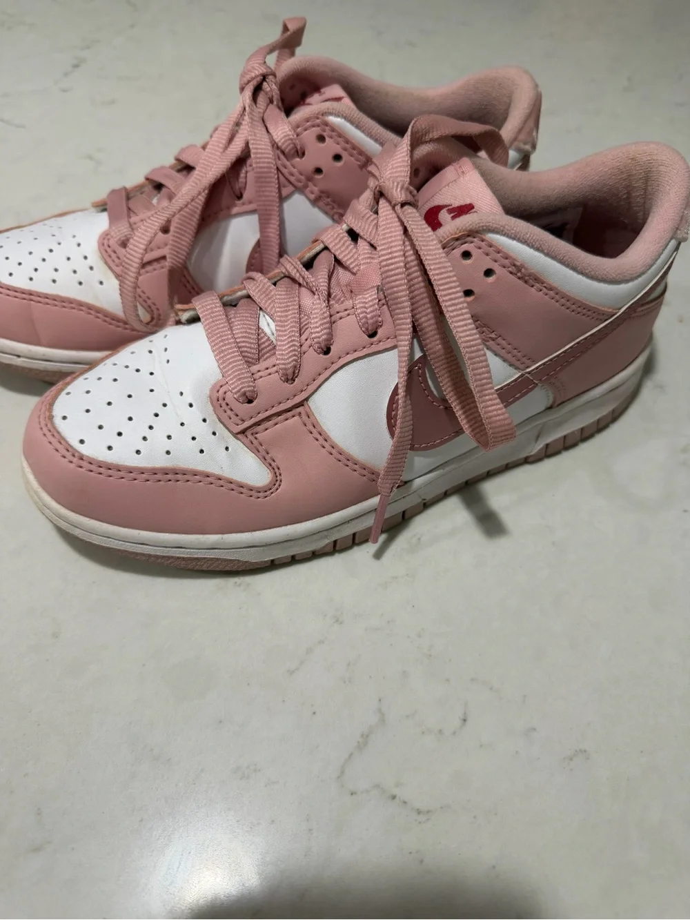 Women’s Nike Dunk low pink velvet shoes